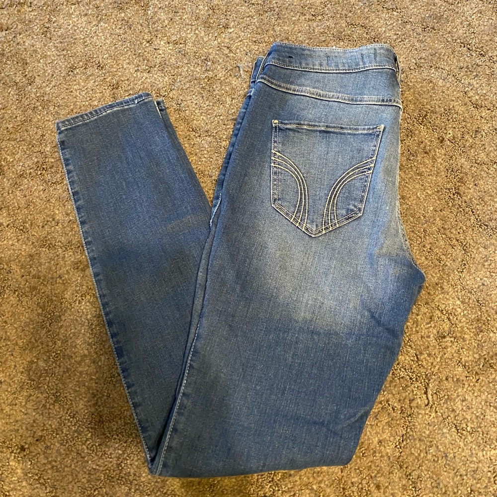 Size 9 Hollister Jeans